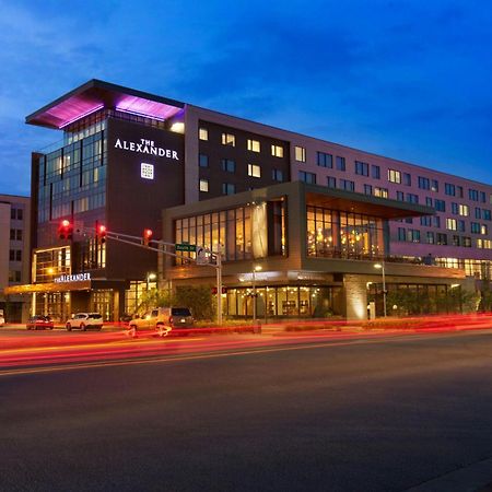 Hotel The Alexander Indianapolis Exterior foto